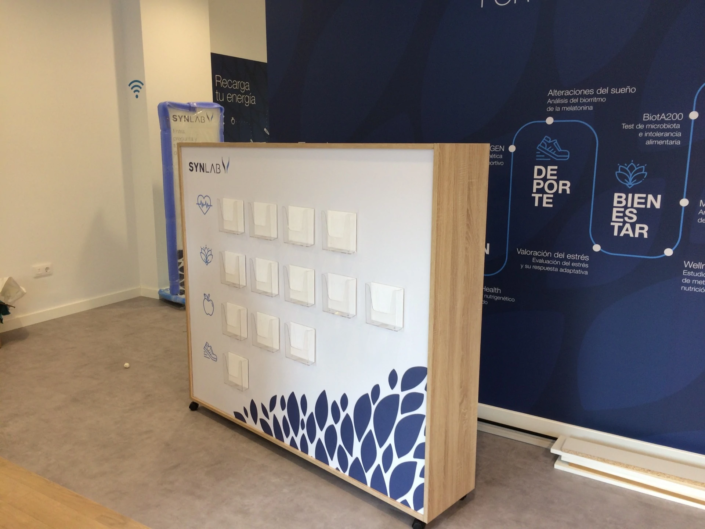 Expositor Mobiliario e Interiorismo Decoración de Locales Comerciales