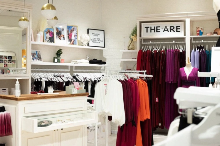 Tienda Mobiliario e Interiorismo Decoración de Locales Comerciales